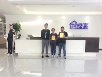 熱烈祝賀李總夫婦、呂總夫婦簽約創(chuàng)綠家永康市區(qū)級(jí)代理！
