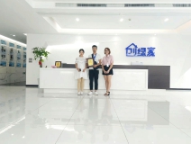 熱烈祝賀段總夫婦簽約創(chuàng)綠家宜昌市區(qū)級(jí)代理！