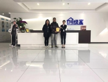熱烈祝賀斯總夫婦簽約創(chuàng)綠家上海市區(qū)級代理！